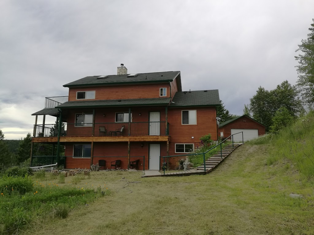 Wild Nature B&B | 7096 Goudie Rd, Kelowna, BC V1P 1H7, Canada | Phone: (250) 765-8833