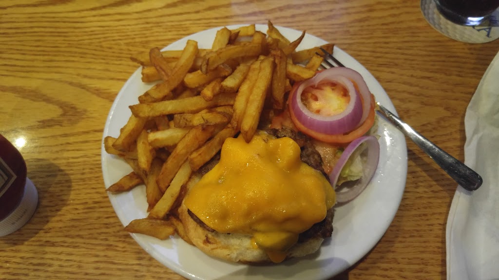 Legends Taphouse & Grill | 1084 Rest Acres Rd, Paris, ON N3L 4G7, Canada | Phone: (519) 302-7000