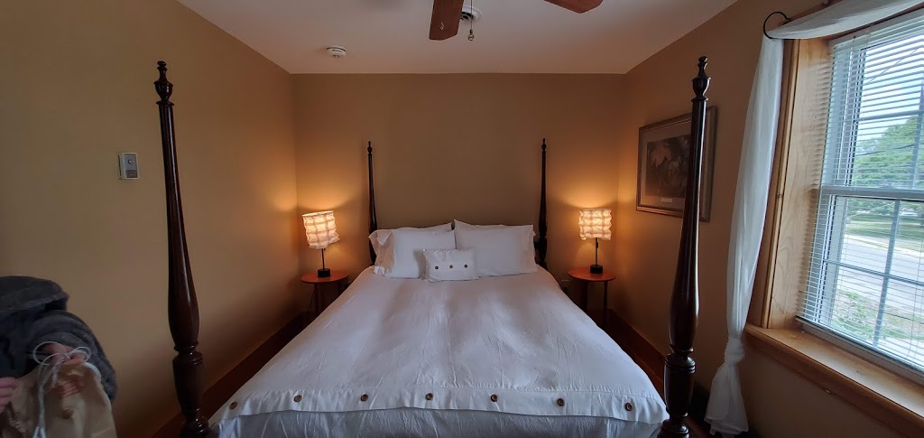 Emilyville Inn | 60 Grand Rd, Campbellford, ON K0L 1L0, Canada | Phone: (705) 632-1405