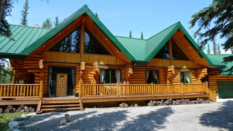 Riverside Chateau | 104 White Ave, Bragg Creek, AB T0L 0K0, Canada | Phone: (403) 835-6032