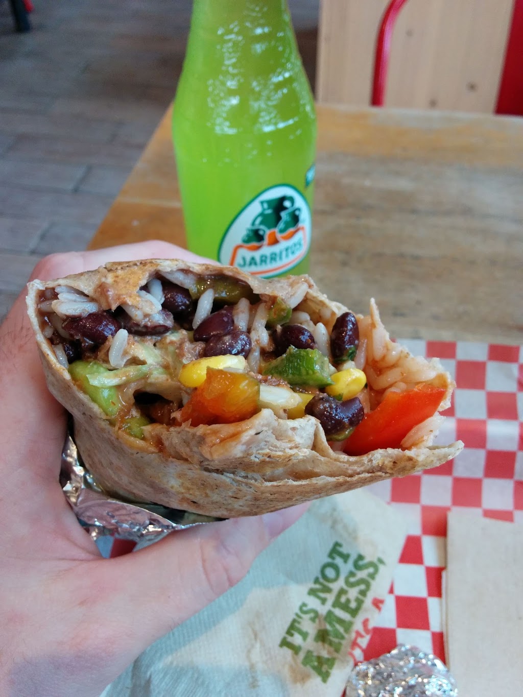 Mucho Burrito Fresh Mexican Grill | 515 Industrial Ave, Ottawa, ON K1G 0Z1, Canada | Phone: (613) 860-2444