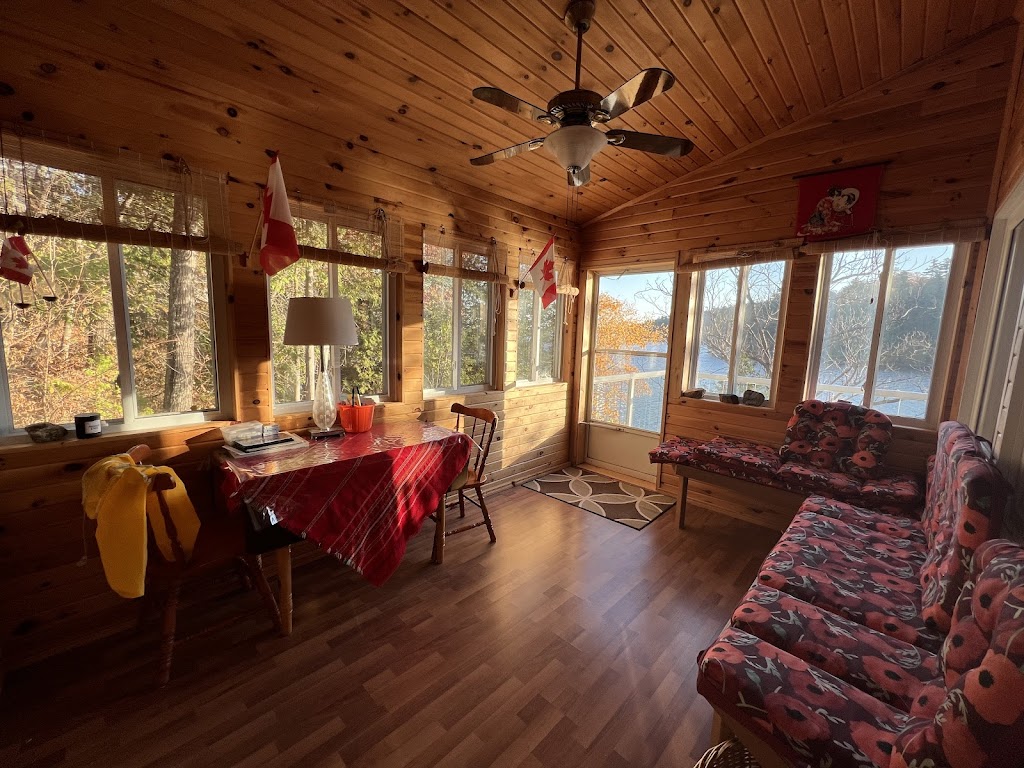Calabogie Lake Chalet | 35 Flynn Way, Calabogie, ON K0J 1H0, Canada | Phone: (705) 794-2075