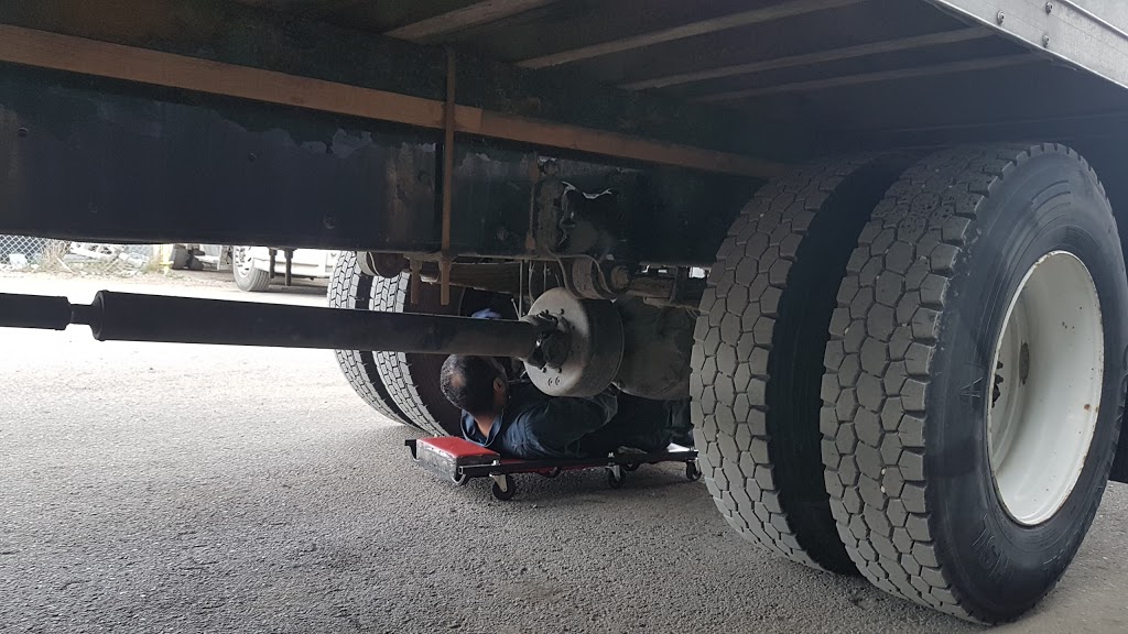 G.G.S Truck Repairs Ltd | 10, Wrangler Pl SE, Rocky View No. 44, AB T1X 0L7, Canada | Phone: (403) 279-2769