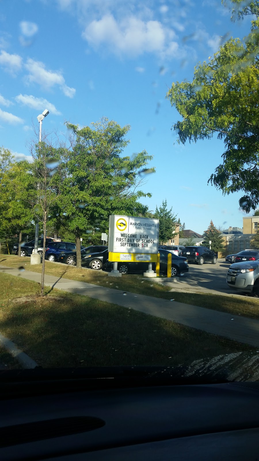 Marvin Heights Public School | 7455 Redstone Rd, Mississauga, ON L4T 2B3, Canada | Phone: (905) 677-1526