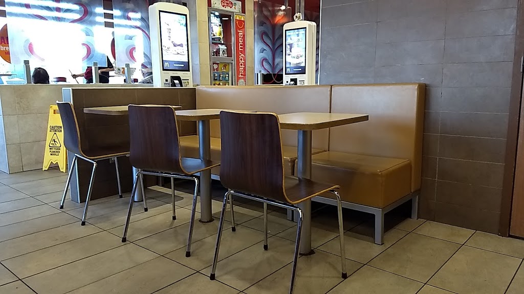 McDonalds | 1138 Victoria St N, Kitchener, ON N2B 3C9, Canada | Phone: (519) 741-1884