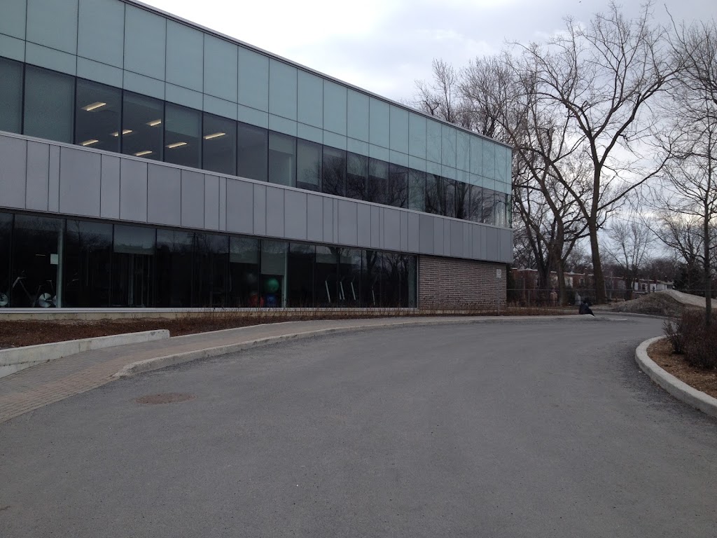 College Mont-Saint-Louis | 1700 Boul Henri-Bourassa E, Montréal, QC H2C 1J3, Canada | Phone: (514) 382-1560