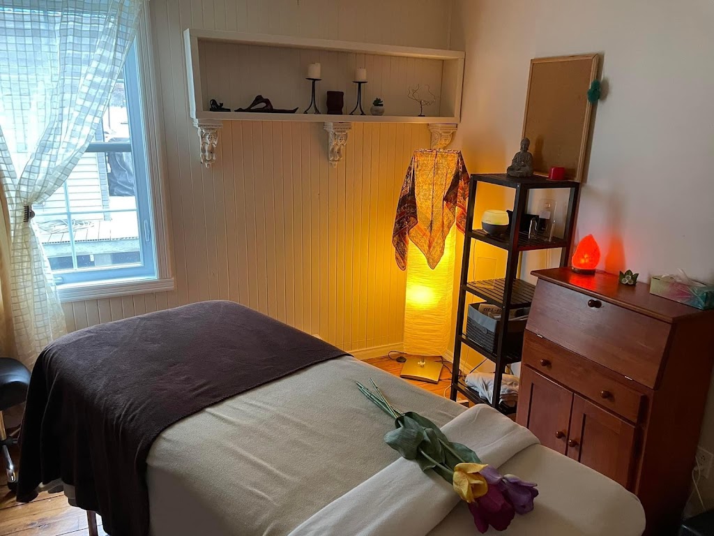 Les soins de santé Chantal Carolyne Bisson | 2500 A Rue de lOmbrette, Laval, QC H7L 4P4, Canada | Phone: (514) 296-6139