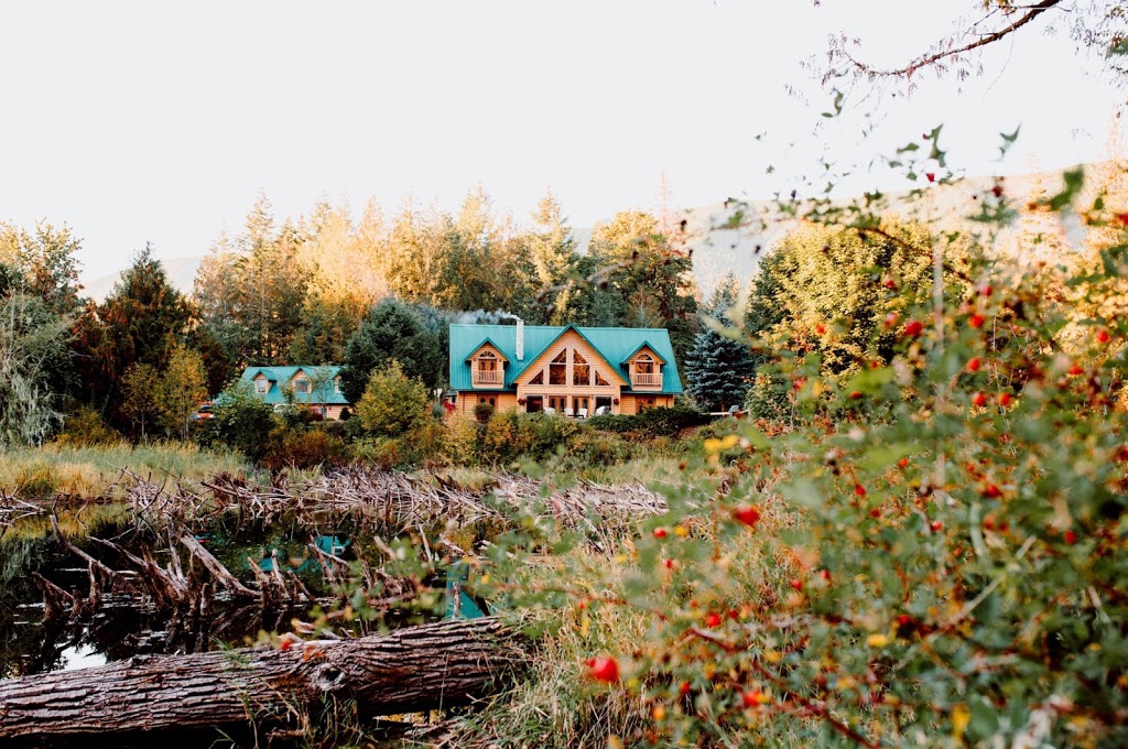 Cowichan River Lodge | 7461 Hudgrove Rd, Lake Cowichan, BC V0R 2G0, Canada | Phone: (778) 902-8147