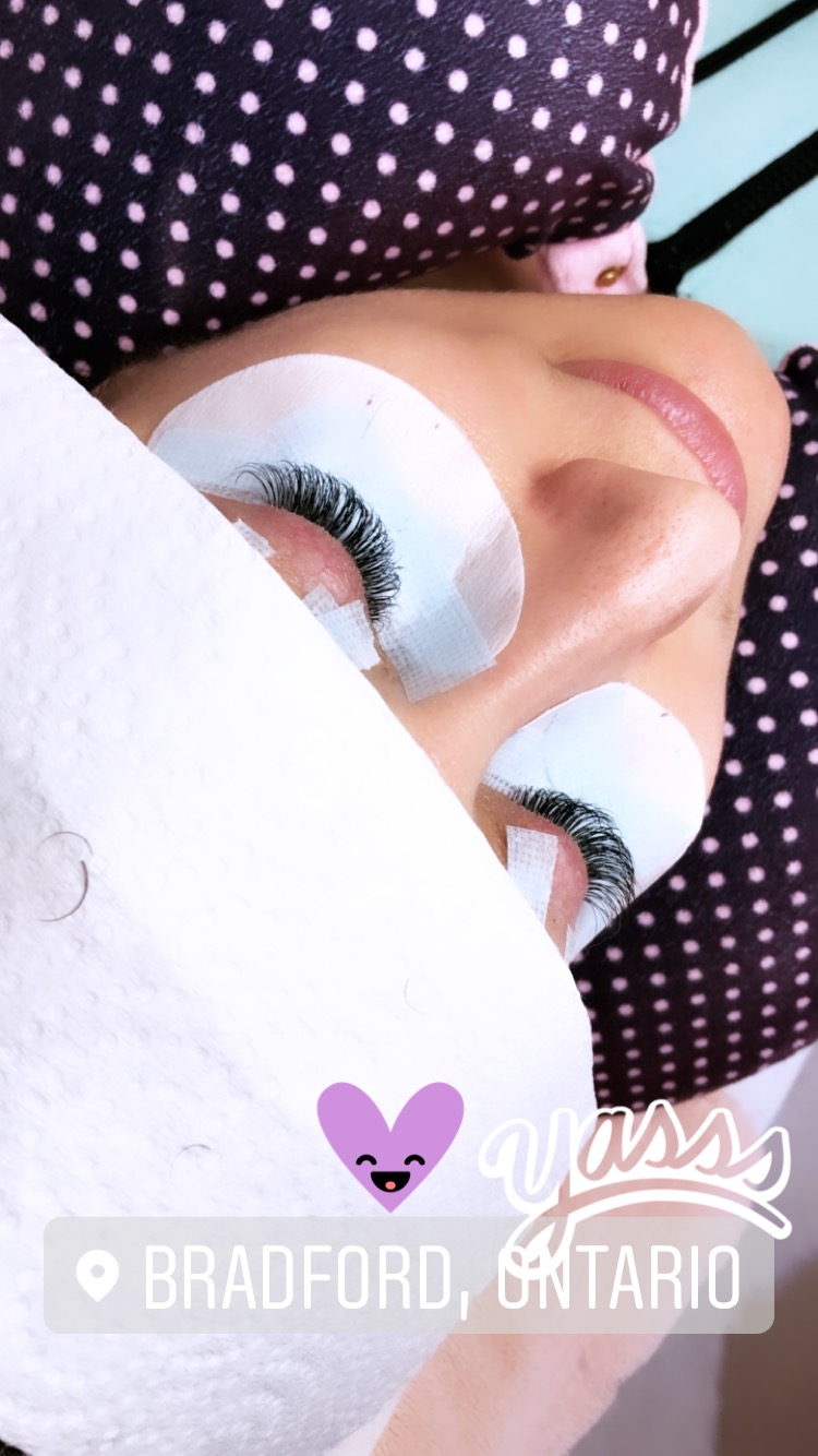 Bradford LashBar | 112 Downy Emerald Dr, Bradford, ON L3Z 0E7, Canada | Phone: (647) 669-5744