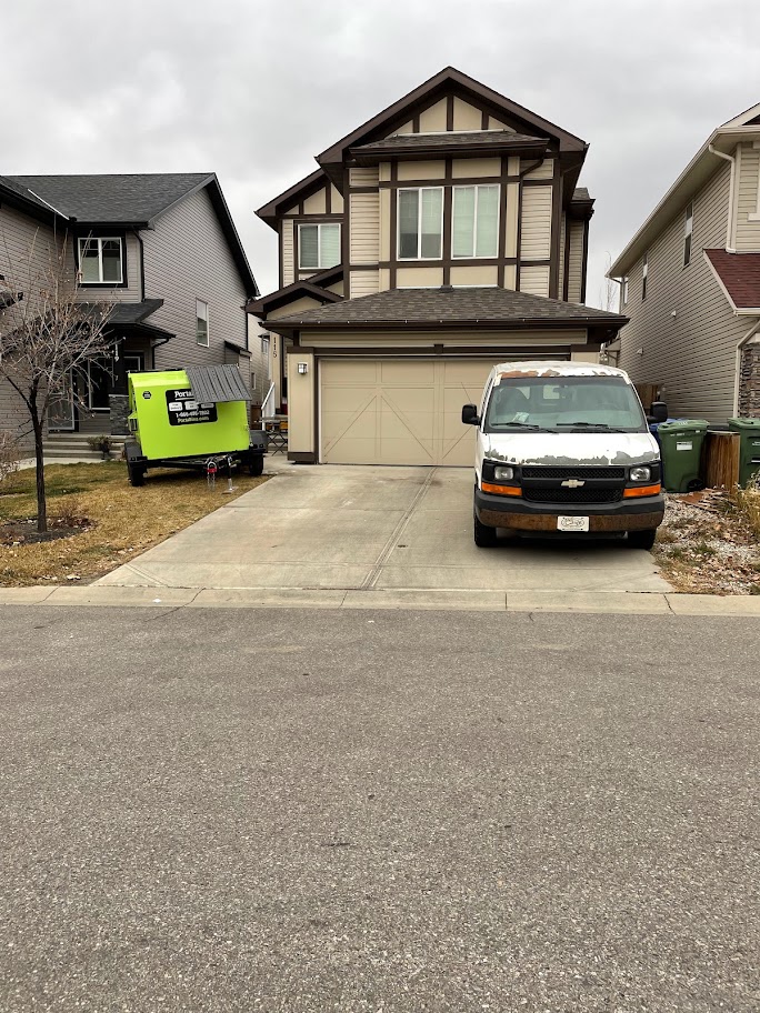 PortaBins | 76 Ave SE, Calgary, AB T2C 3C6, Canada | Phone: (866) 676-7822