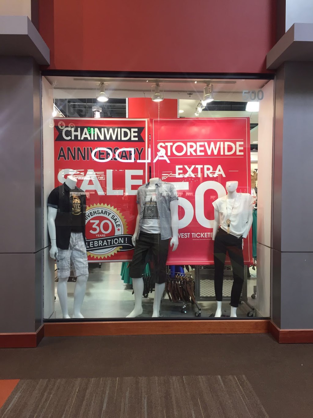 International Clothiers | 1 Bass Pro Mills Dr, Concord, ON L4K 5W4, Canada | Phone: (905) 761-9687