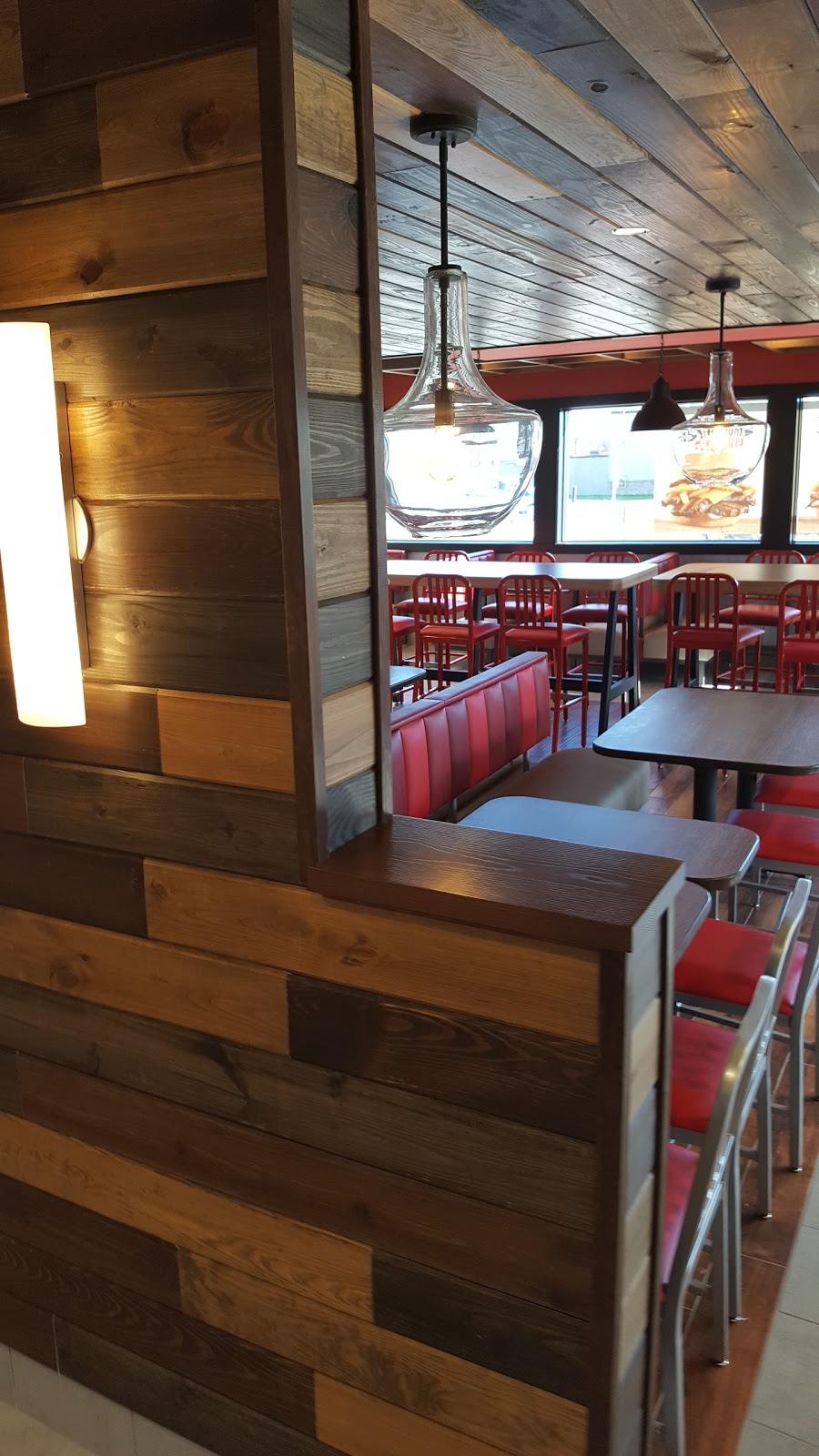 Arbys | 300 Taunton Rd E, Oshawa, ON L1H 7K4, Canada | Phone: (905) 723-4178