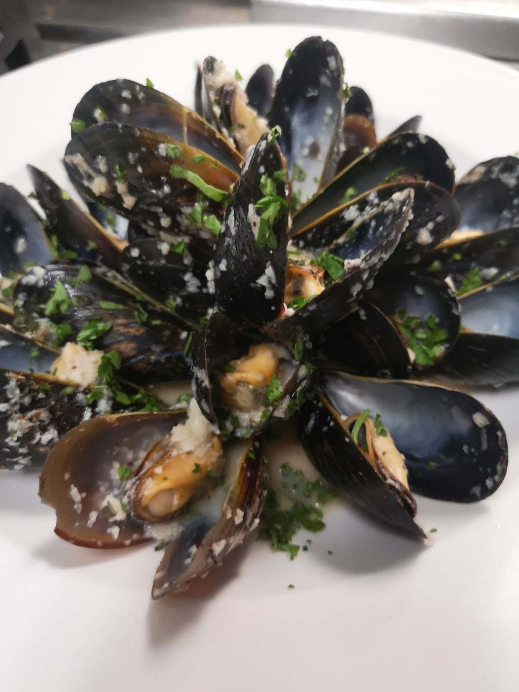 Taproom260 | 260 Centrum Blvd, Orléans, ON K1E 3V7, Canada | Phone: (613) 424-2260