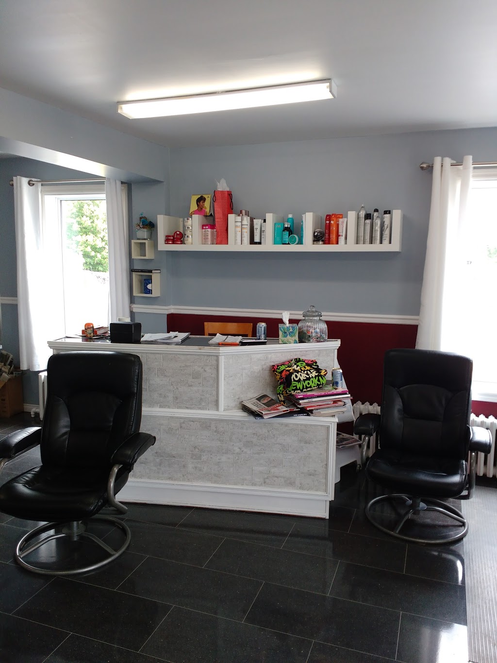 Salon de Coiffure Johanne Cyr | 1063 Rang Saint Pierre, Hérouxville, QC G0X 1J0, Canada | Phone: (418) 365-7035