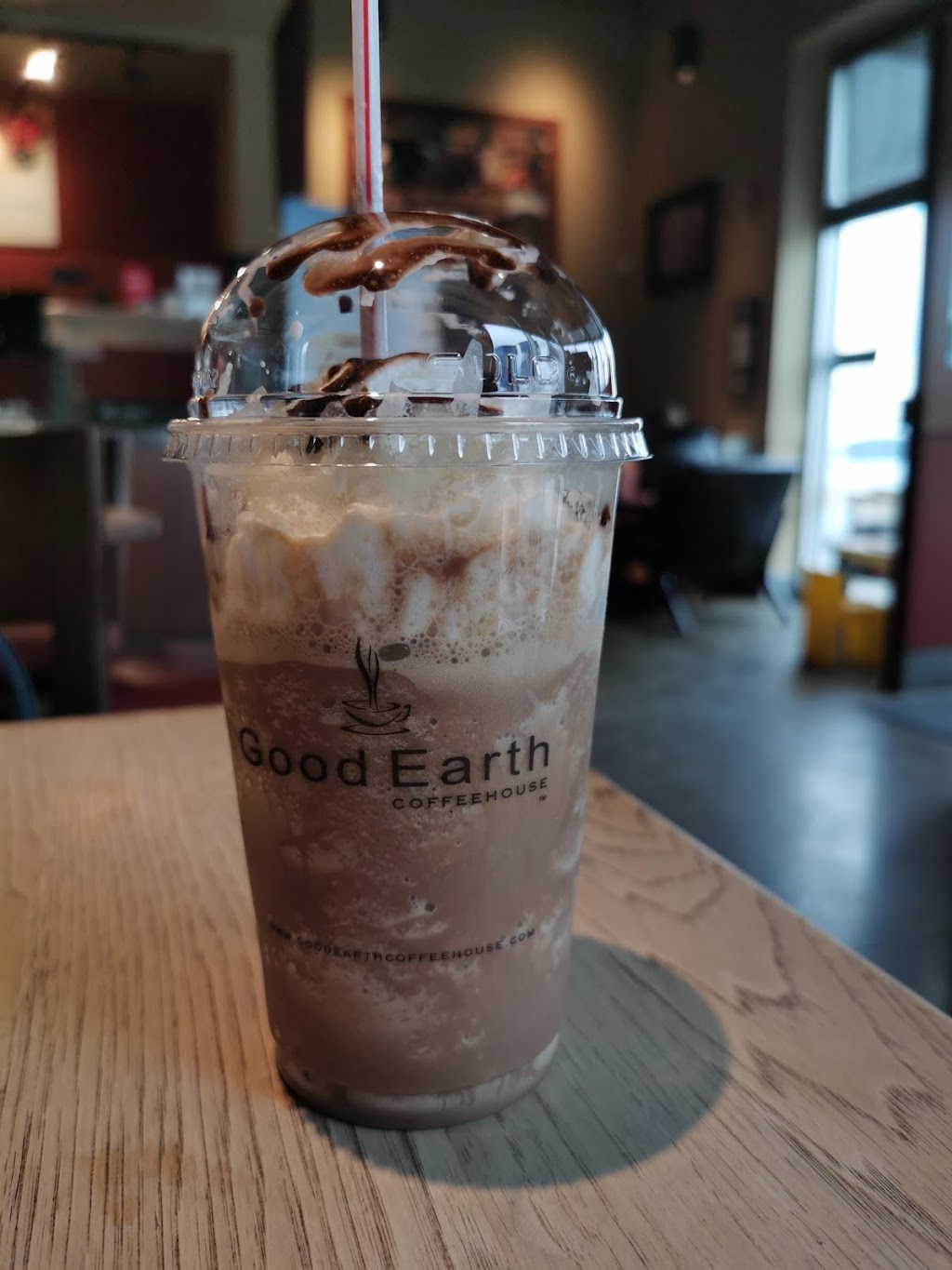 Good Earth Coffeehouse - Creekside Crossing Airdrie | 35 MacKenzie Way SW #1109, Airdrie, AB T4B 0V7, Canada | Phone: (403) 948-3100
