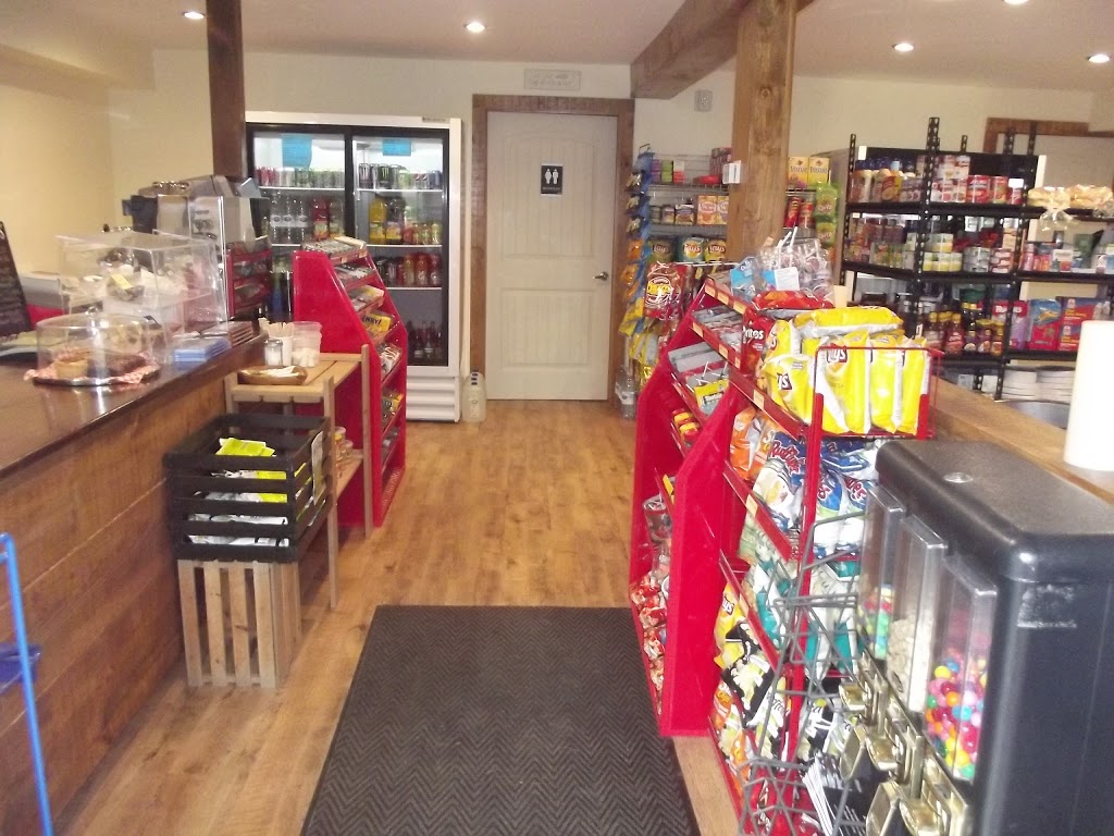 Milford Bay Café and Corner Store | 1010 Beaumaris Rd, Bracebridge, ON P1L 1W8, Canada | Phone: (705) 764-0201