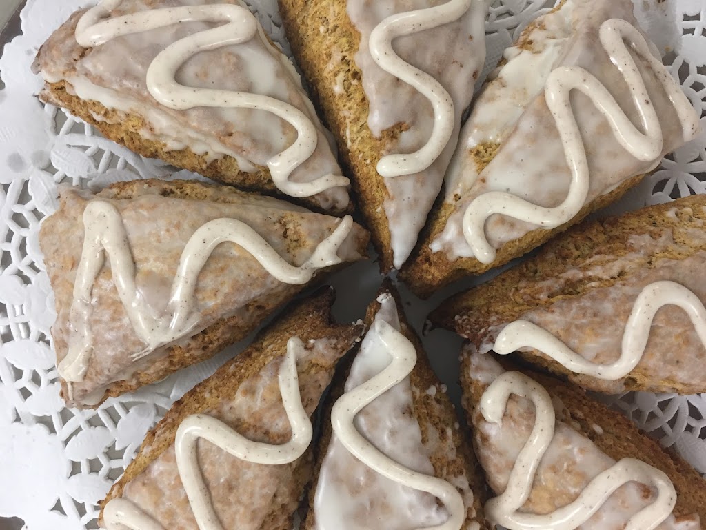 Five Girls Baking | 181 Main St, Liverpool, NS B0T 1K0, Canada | Phone: (902) 354-5551