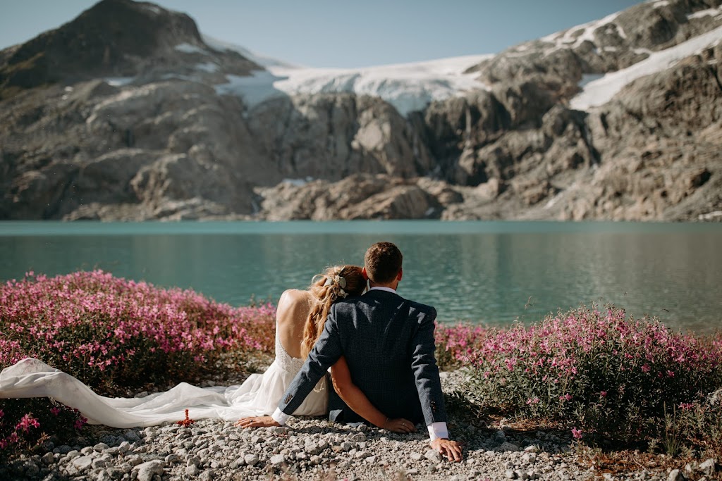 Candice Marie Photography - BC Wedding & Elopement Photographer | 2226 St Johns St, Port Moody, BC V3H 2A7, Canada | Phone: (778) 863-8805