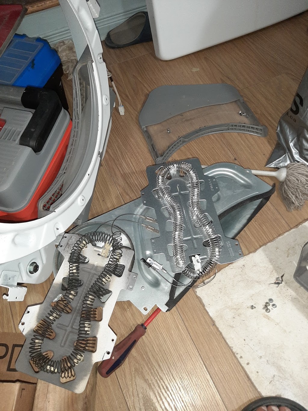 Electro-Vicet | 2210 Rue de Barcelone, Sainte-Julie, QC J3E 2H8, Canada | Phone: (514) 983-6752