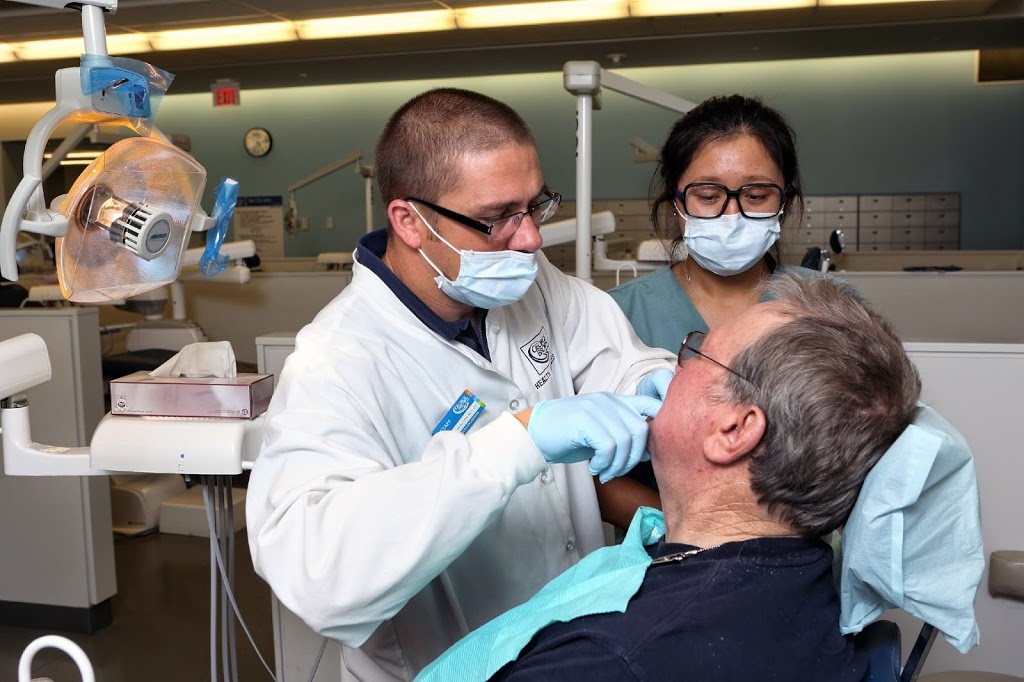 WAVE Health clinics | 51 Dockside Dr, Toronto, ON M5A 0B6, Canada | Phone: (416) 415-4547