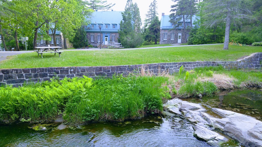 Parc des Moulins | 8191 Avenue du Zoo, Québec, QC G1G 6T8, Canada | Phone: (418) 528-0773