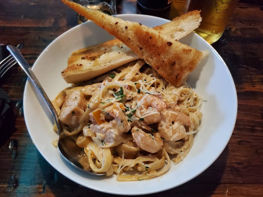 Route 3 Cellar Taproom & Grill | 8 McLeod St, Liverpool, NS B0T 1K0, Canada | Phone: (902) 354-2392