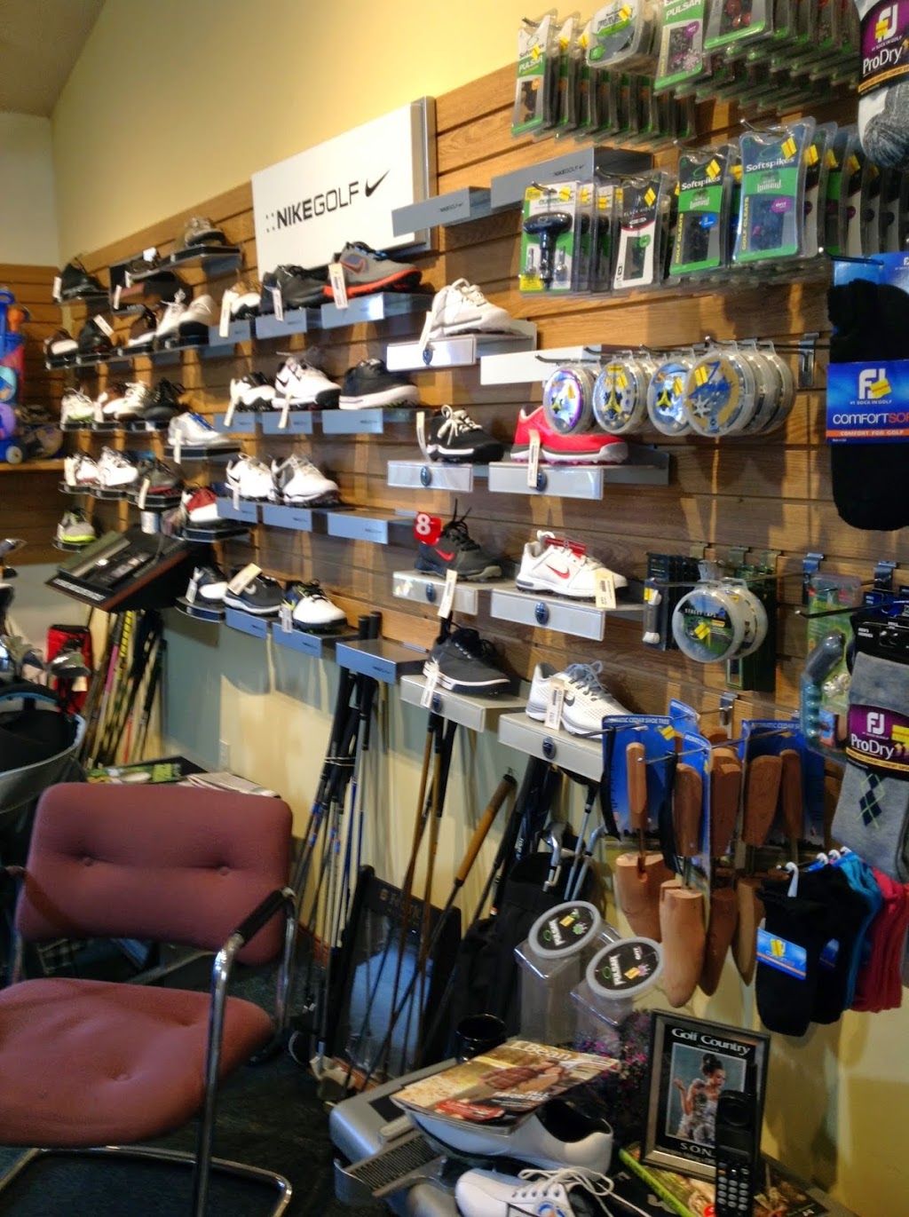 Golf Country Inc | 4730 Smiths Creek Rd, Kimball, MI 48074, USA | Phone: (810) 364-9160