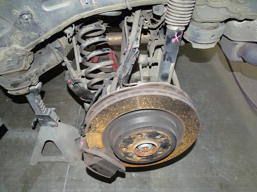 West Coast Repair & Collision (2002) Ltd | 9903 240 St, Maple Ridge, BC V2W 1G2, Canada | Phone: (604) 466-2930