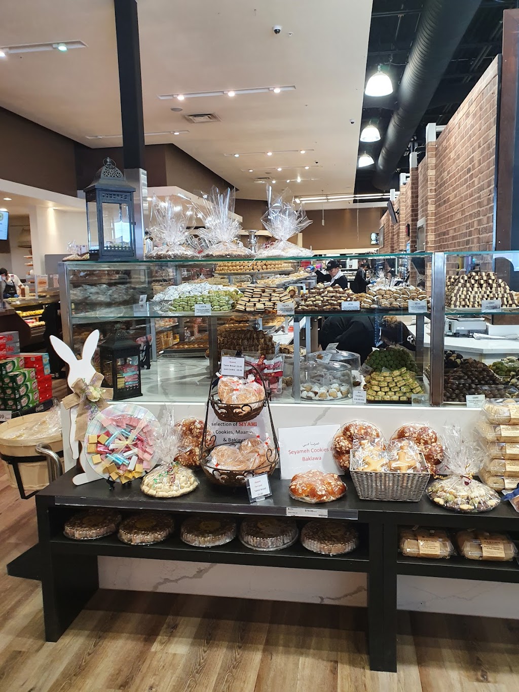 ARZ Fine Foods | 720 Bristol Rd W Unit 1, Mississauga, ON L5R 4A5, Canada | Phone: (905) 502-9292