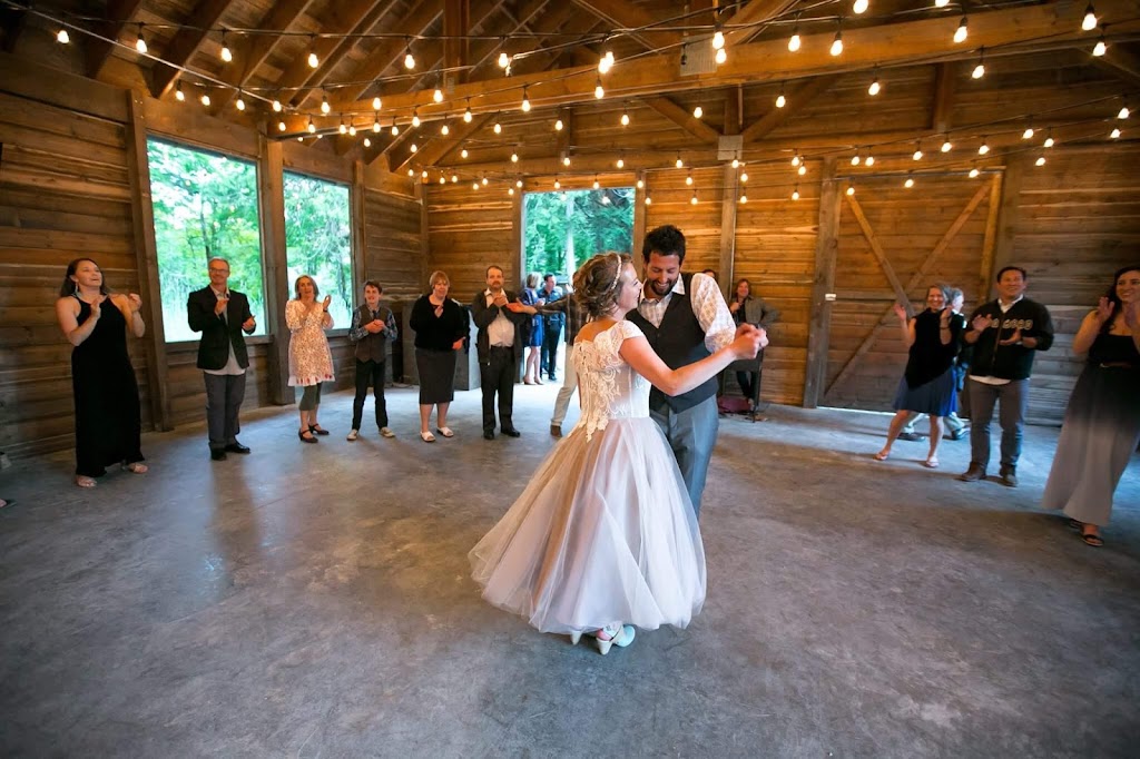 Billie Woods Photography | 145 Wildwood Crescent, Salt Spring Island, BC V8K 2N7, Canada | Phone: (250) 537-7316