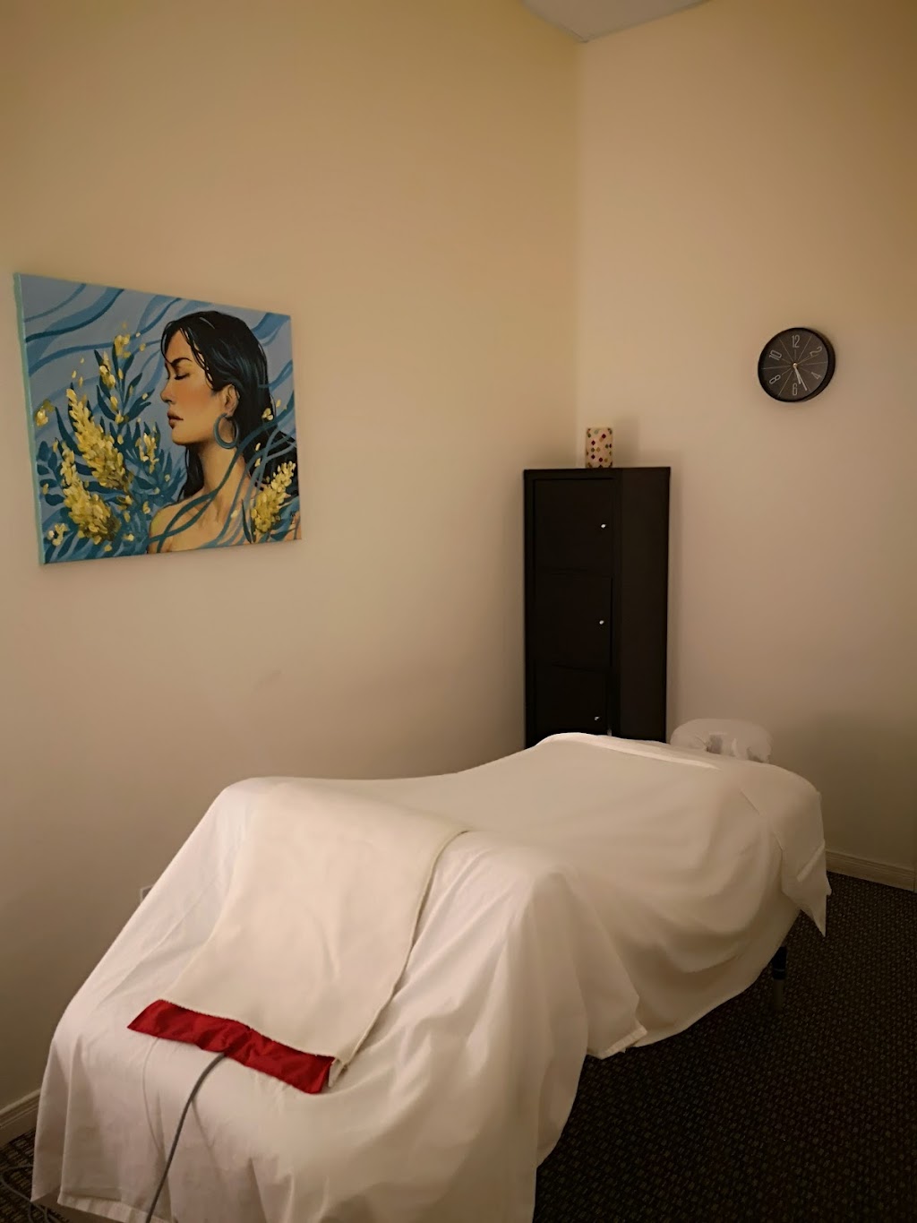 Crystal Sybingco, RMT | 713 Krosno Blvd Unit #3, Pickering, ON L1W 1G4, Canada | Phone: (647) 464-2133