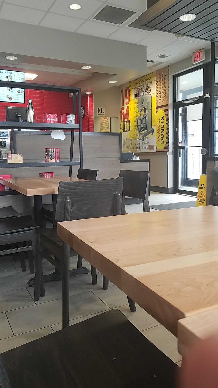 Tim Hortons | 915 Commissioners Rd E, London, ON N5Z 3H9, Canada | Phone: (519) 649-1678