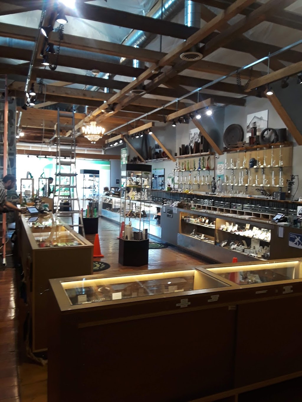 Satori Bellingham Dispensary | 100 E Maple St, Bellingham, WA 98225, USA | Phone: (360) 746-8478