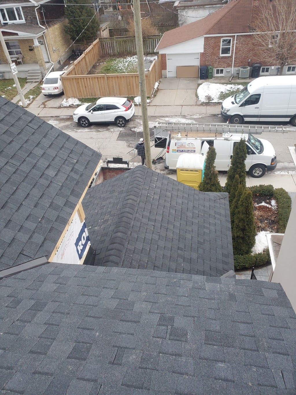 Alba Tech Roofing | 45 Wynford Heights Crescent, North York, ON M3C 1L7, Canada | Phone: (647) 539-6541