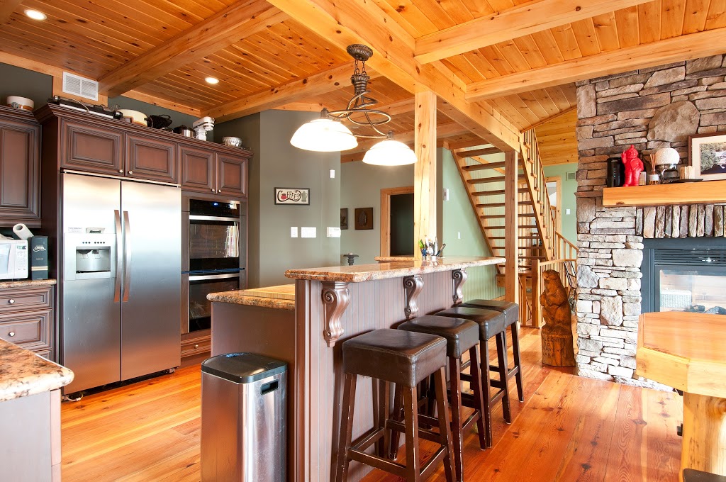 R Moore Homes | 8 Callaghan Road, Lindsay, ON K9V 4R4, Canada | Phone: (800) 267-9491