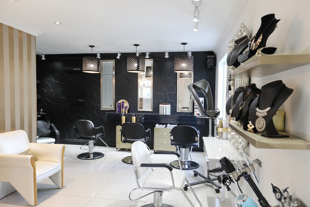 Institut De Coiffure Martine Bonin | 141 Chemin Barrette, Saint-Félix-de-Valois, QC J0K 2M0, Canada | Phone: (450) 889-7146