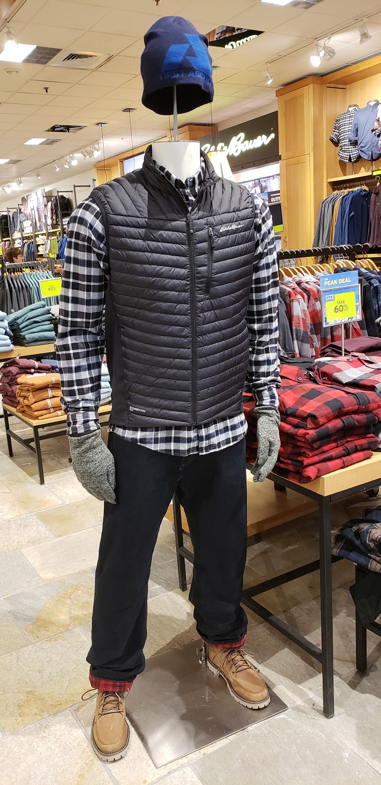 Eddie Bauer | 999 Upper Wentworth St, Hamilton, ON L9A 4X5, Canada | Phone: (905) 574-2066