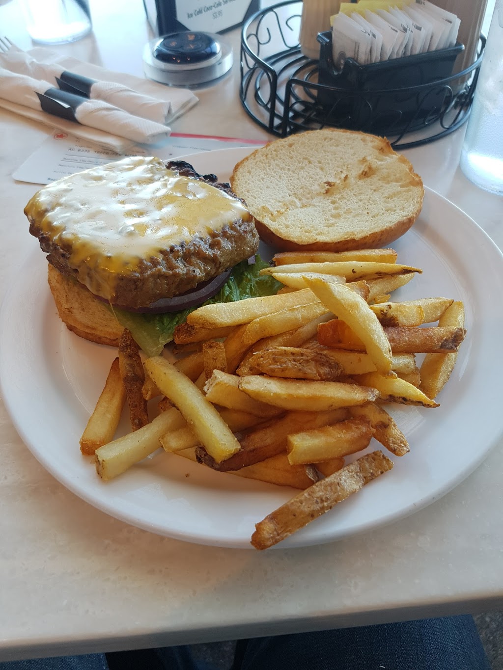 Prairie Bistro | 2000 Wellington Ave, Winnipeg, MB R3H 1C2, Canada | Phone: (204) 774-7701