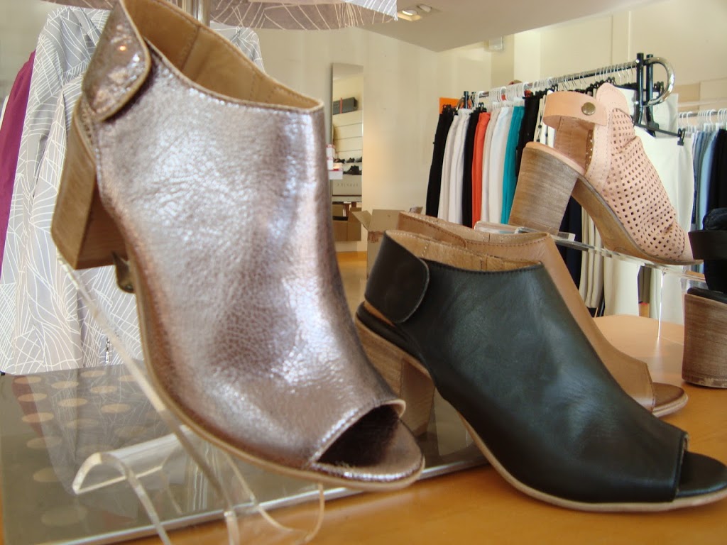 Turner Shoes & Boutique | 15057 32 Ave #930, Surrey, BC V4P 0A2, Canada | Phone: (604) 535-5119