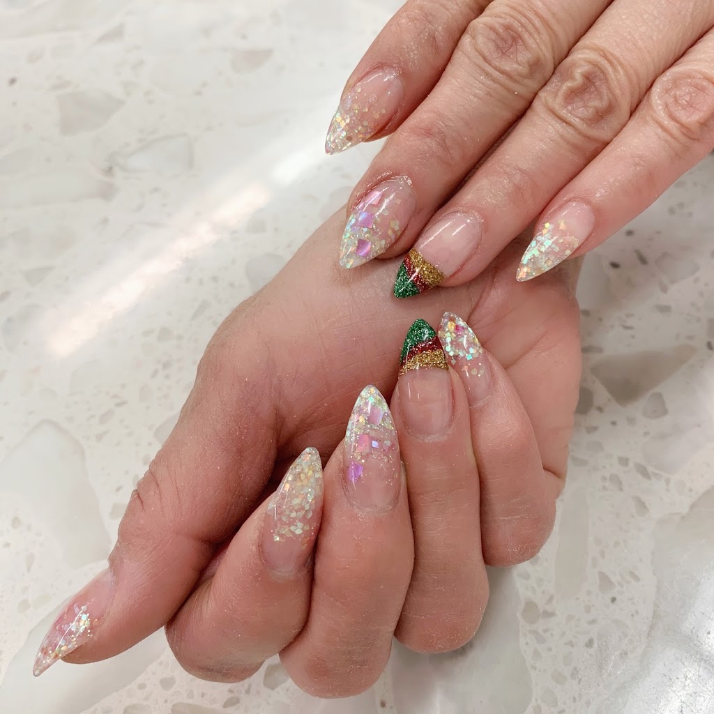 Queue Nails and Spa | 288 St Moritz Dr SW #4104, Calgary, AB T3H 5X8, Canada | Phone: (403) 249-8844