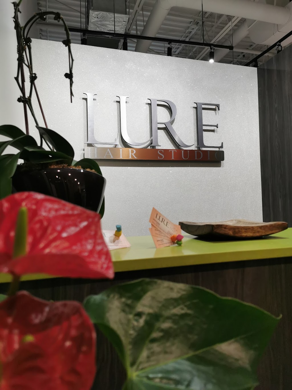 LURE Hair Studio | 9425 Leslie St, Richmond Hill, ON L4B 3N7, Canada | Phone: (905) 709-8800
