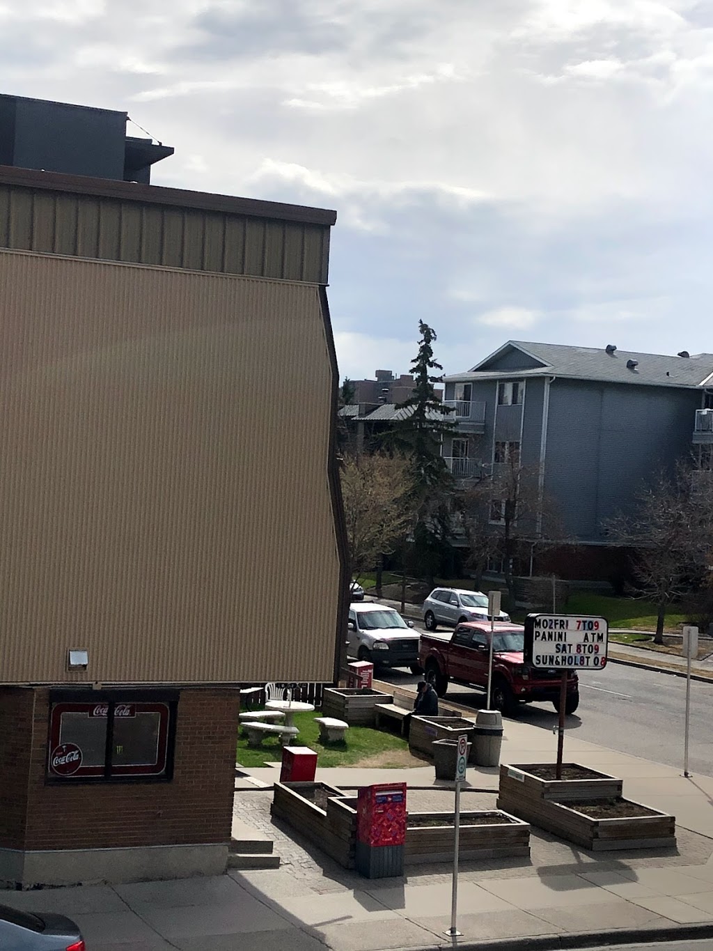 One Way Foods | 1740 11 Ave SW, Calgary, AB T3C 0N4, Canada | Phone: (403) 245-3111