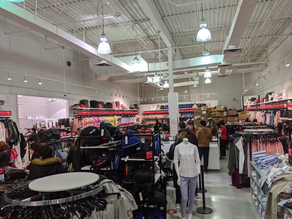 Calvin Klein | 1250 S Service Rd, Mississauga, ON L5E 1V4, Canada | Phone: (905) 274-4034