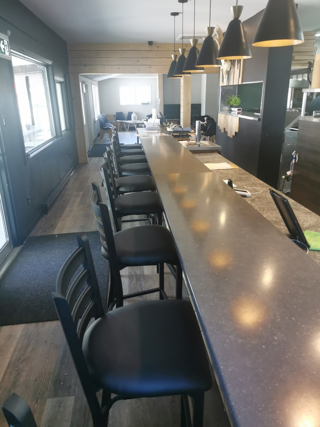 Paskoya Resto-Traiteur | 552 Chem. des Patriotes, Saint-Denis-sur-Richelieu, QC J0H 1K0, Canada | Phone: (450) 787-2565