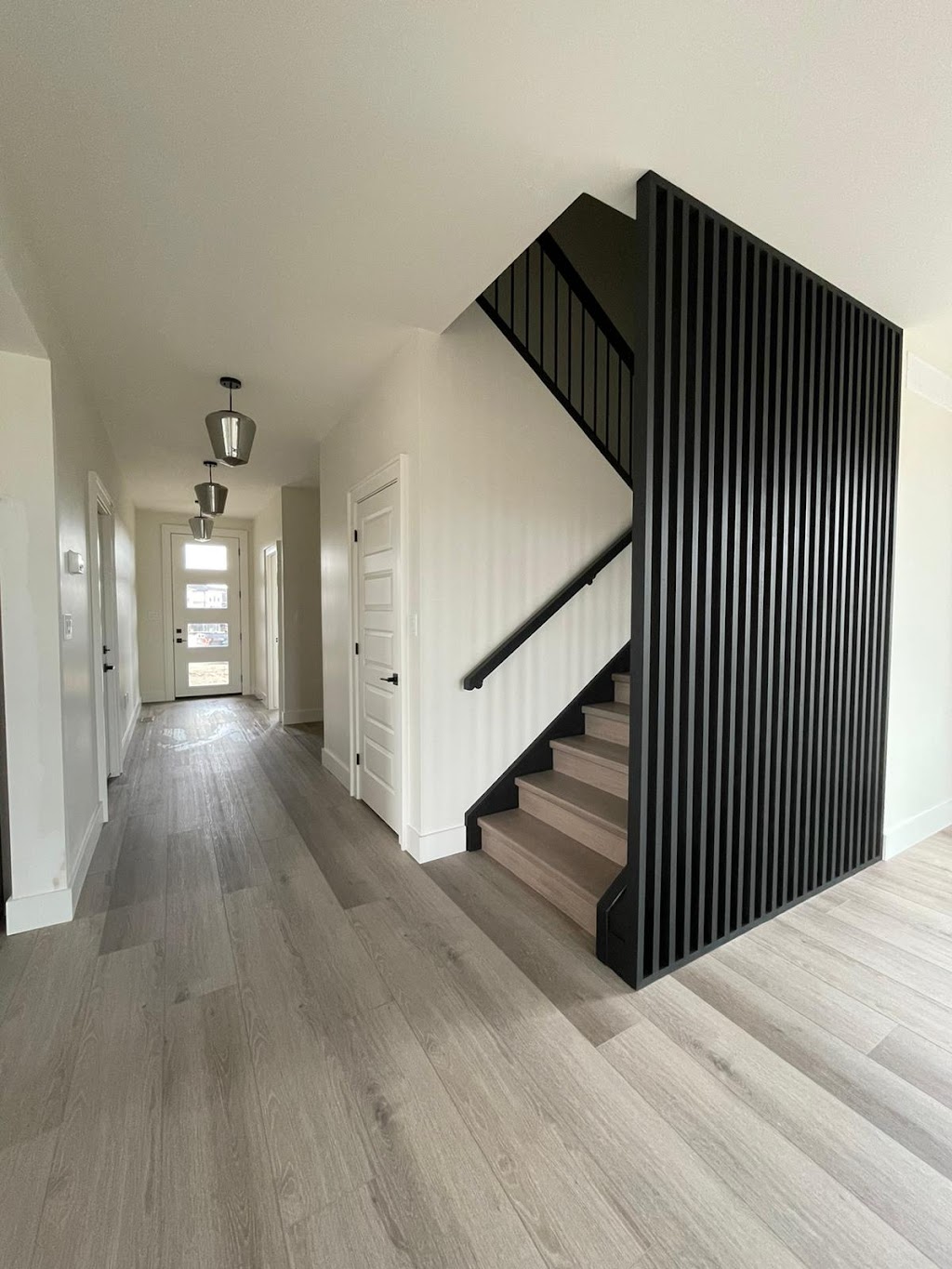 Everest Estate Homes | 210 Main St E, Otterville, ON N0J 1R0, Canada | Phone: (519) 788-8599