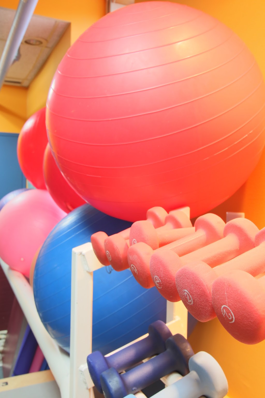 École de Cirque et Gymnastique de Châteauguay | 101 Rue Notre Dame N, Châteauguay, QC J6J 4T4, Canada | Phone: (450) 699-6779
