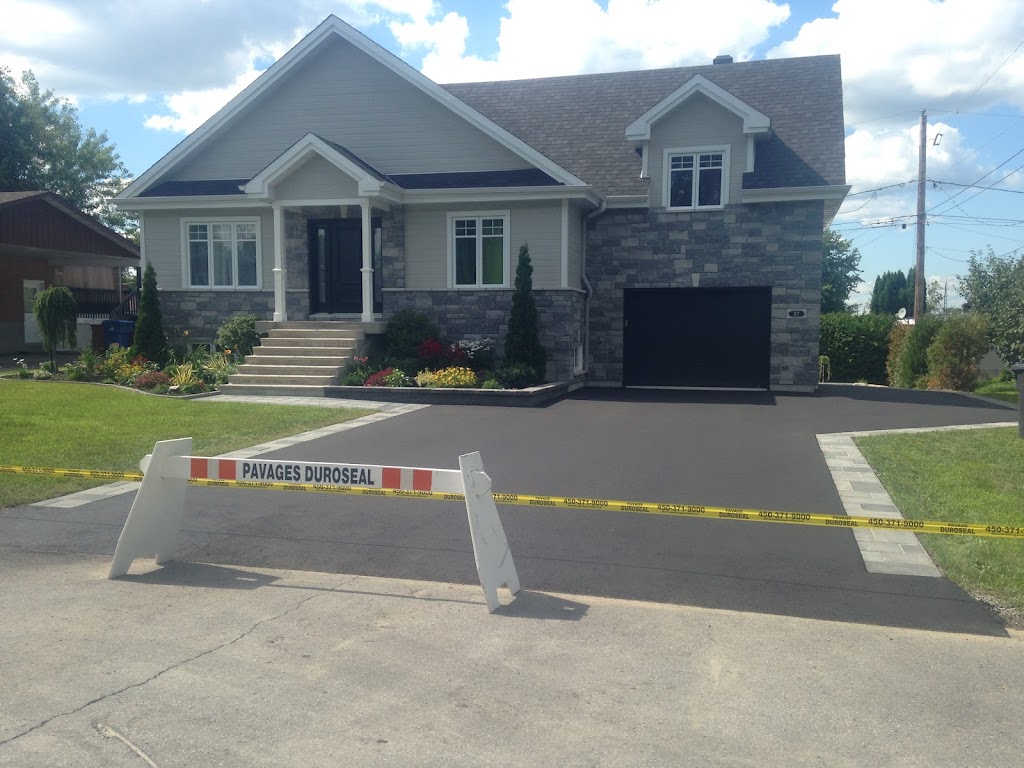 Les Pavages Duroseal | 894 Av. de Grande Île, Salaberry-de-Valleyfield, QC J6S 3N8, Canada | Phone: (450) 371-9000