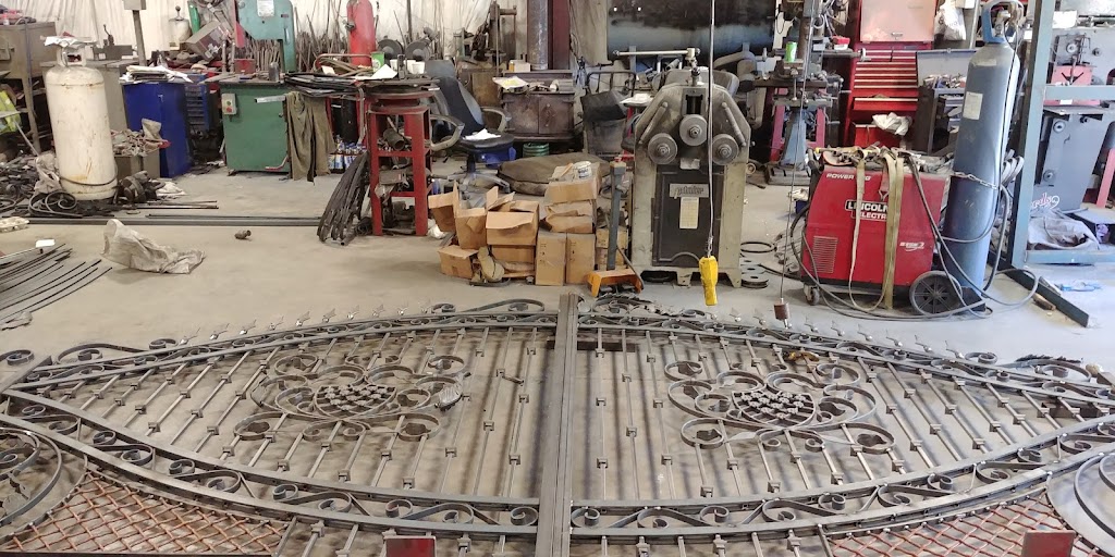 Mion Wrought Iron Fences Gates & Artistic Ironwork | 6786 32 Side Rd, Acton, ON L7J 2L7, Canada | Phone: (519) 853-2616
