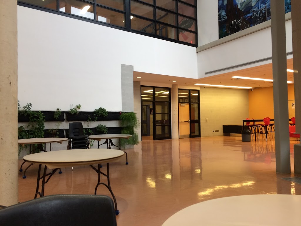 Westside Secondary School | 300 Alder St, Orangeville, ON L9W 5A2, Canada | Phone: (519) 938-9355