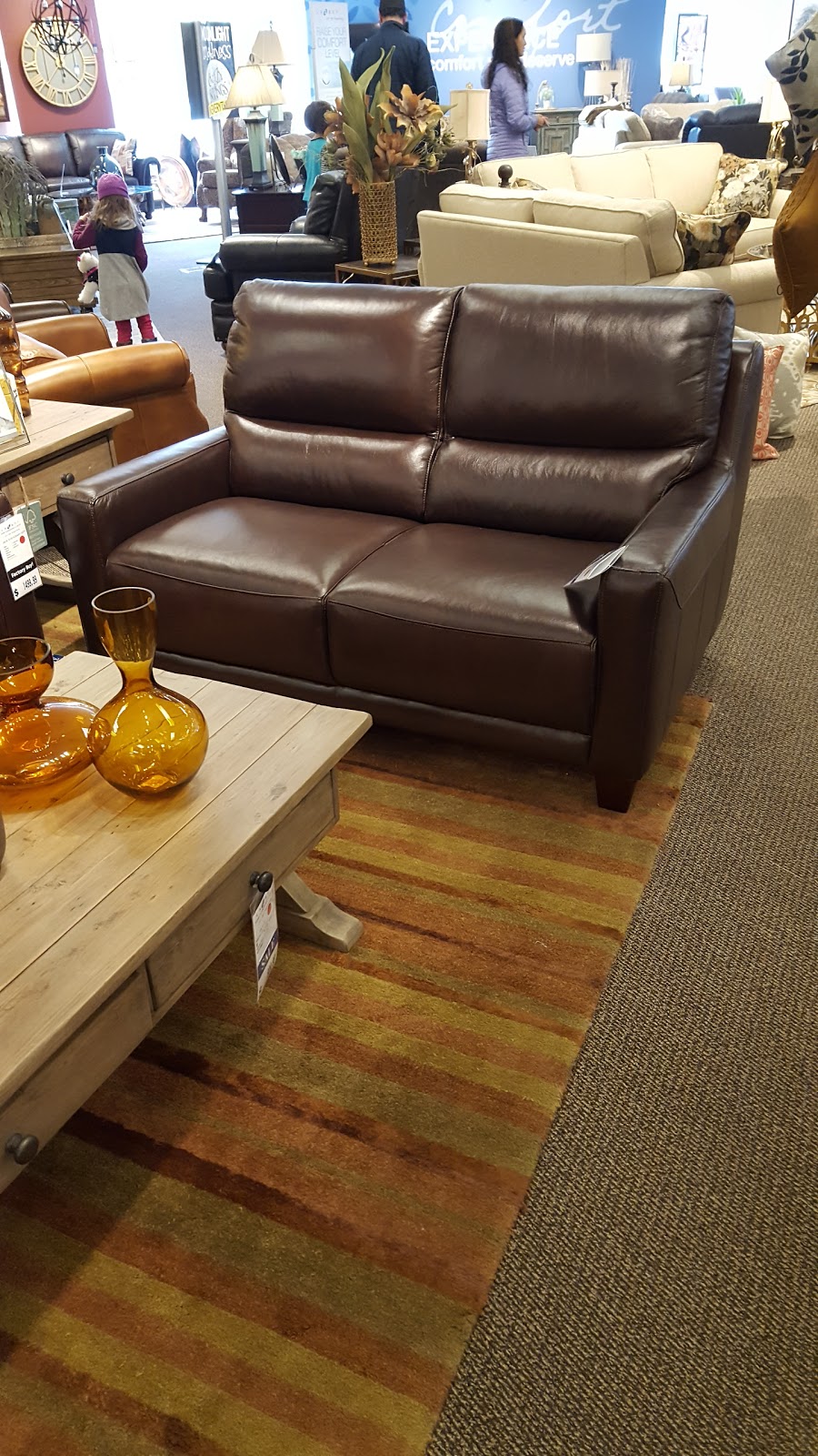 La-Z-Boy Furniture Galleries | 7300 11 St SE, Calgary, AB T2H 2S9, Canada | Phone: (403) 253-1000